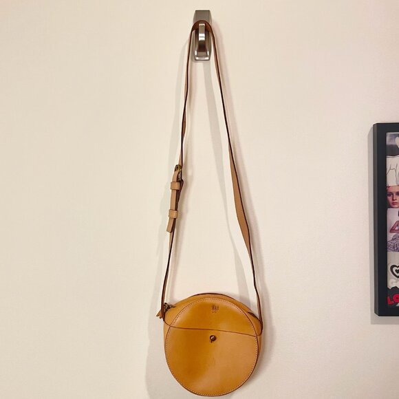 Madewell Small Circle Leather Shoulder Bag - Picture 2 of 8